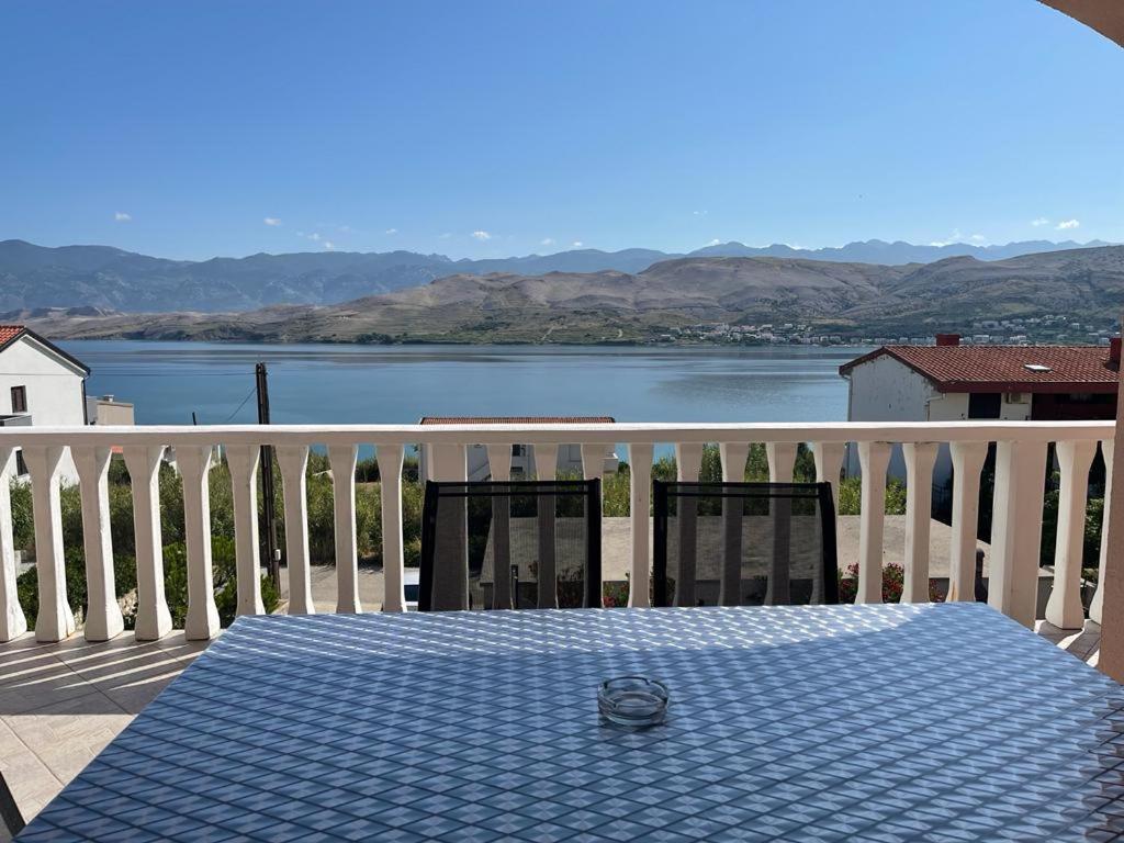 Apartments Bolont Pag Town Εξωτερικό φωτογραφία